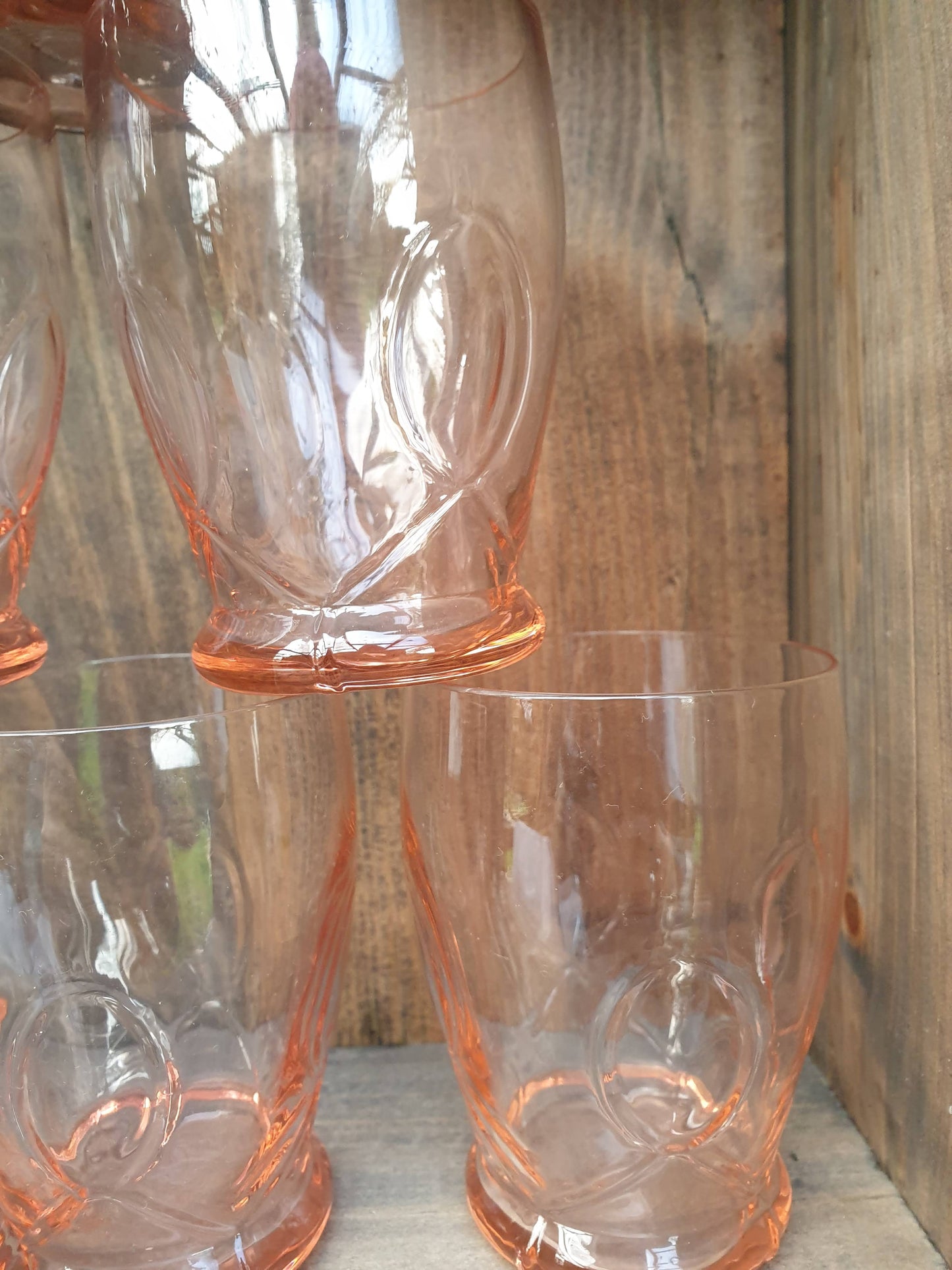 Vintage pink glass jug and tumbler set.