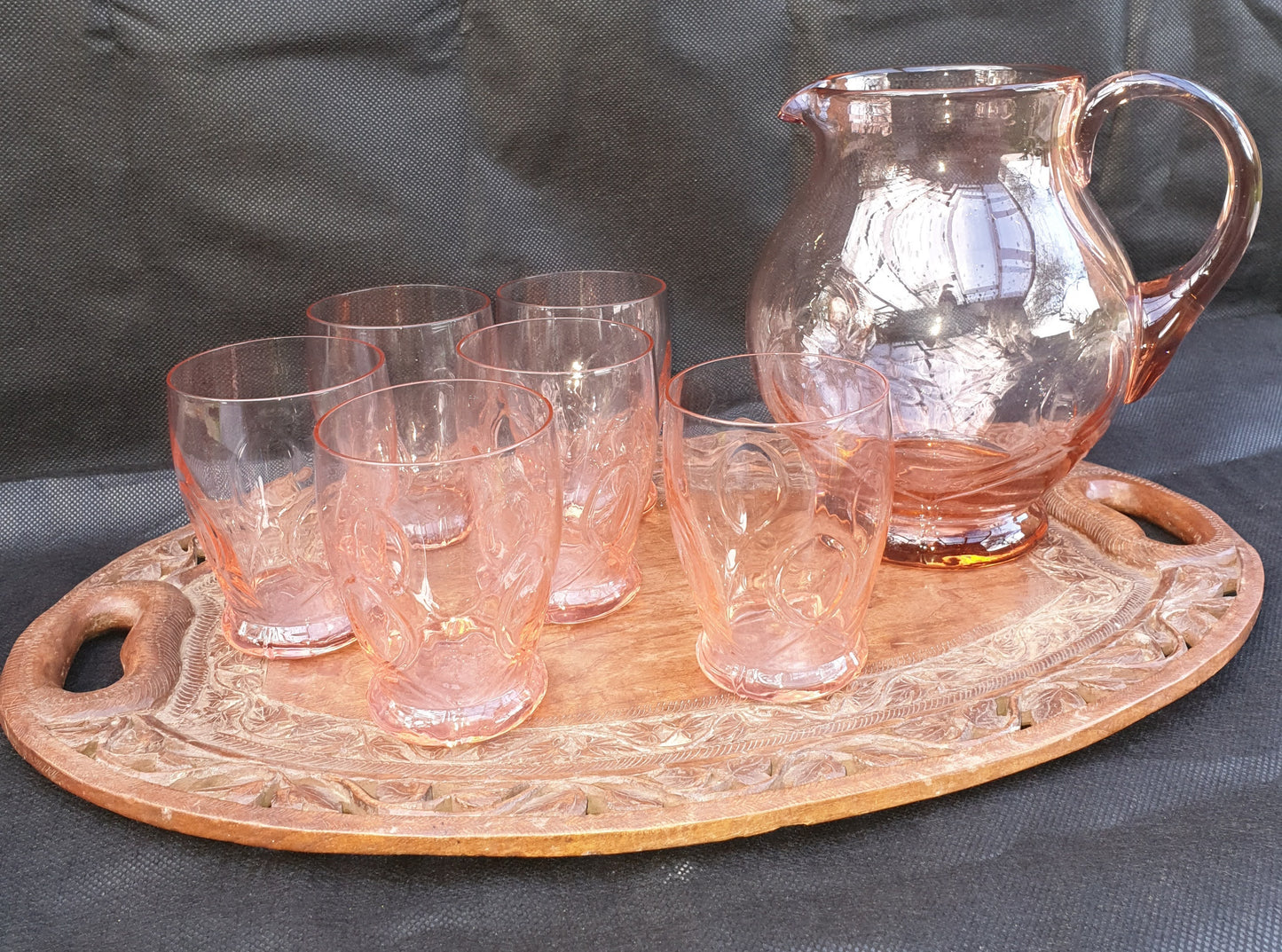 Vintage pink glass jug and tumbler set.