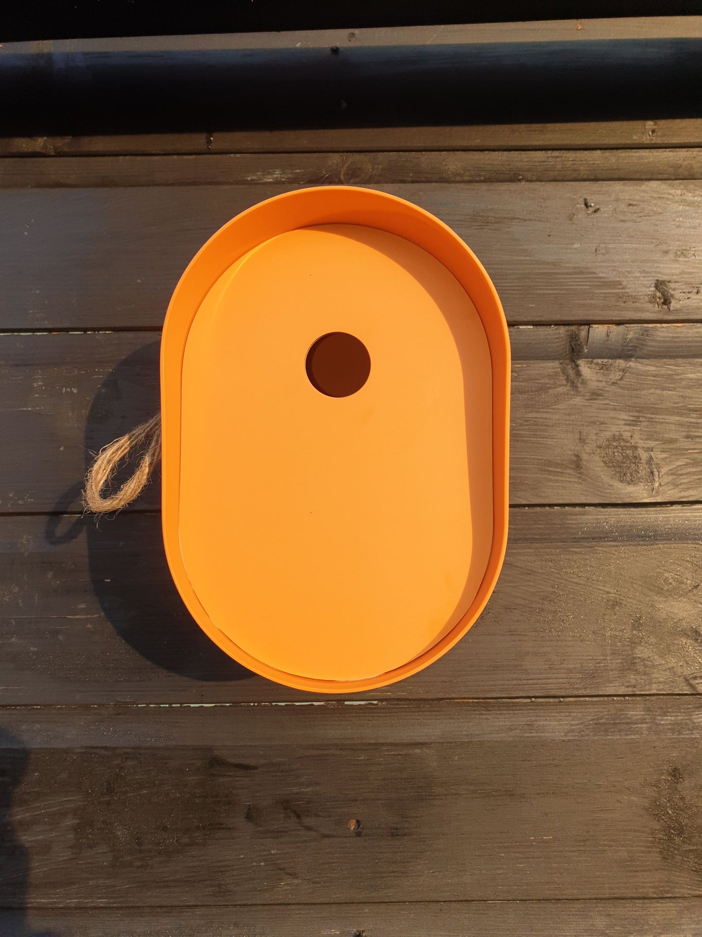Nesting box, oval, bamboo.