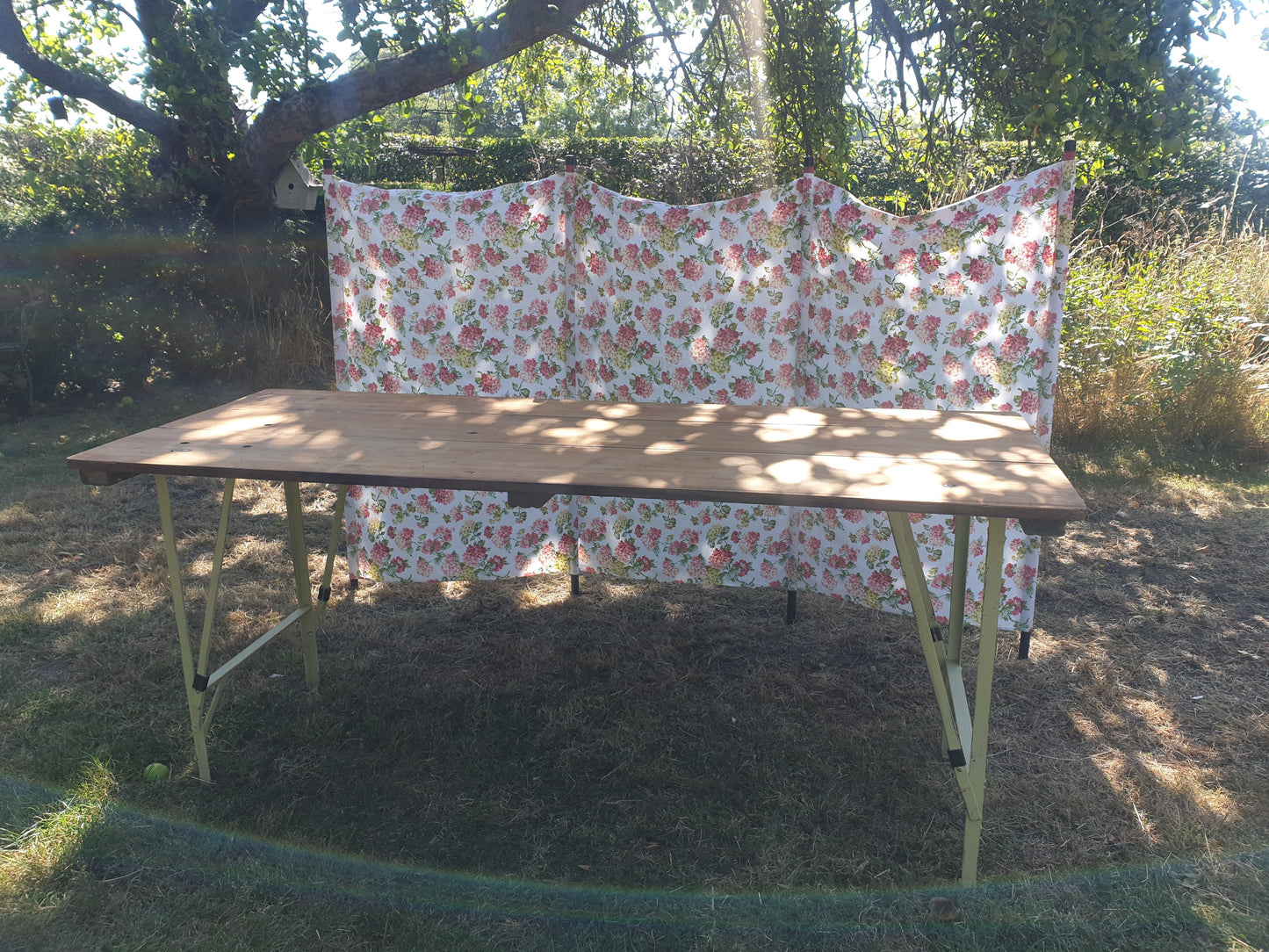 Vintage 3 plank trestle table with folding metal legs