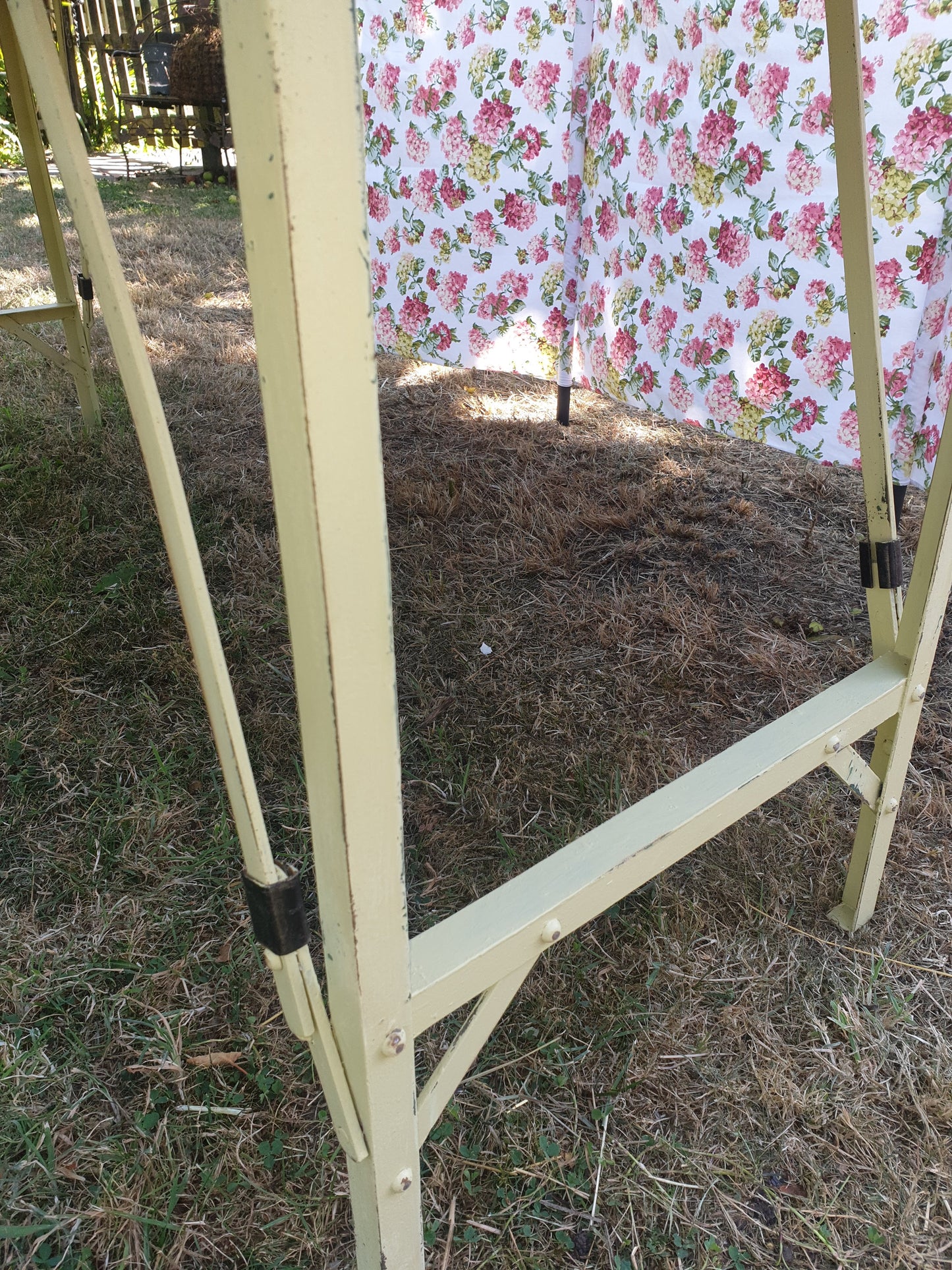 Vintage 3 plank trestle table with folding metal legs