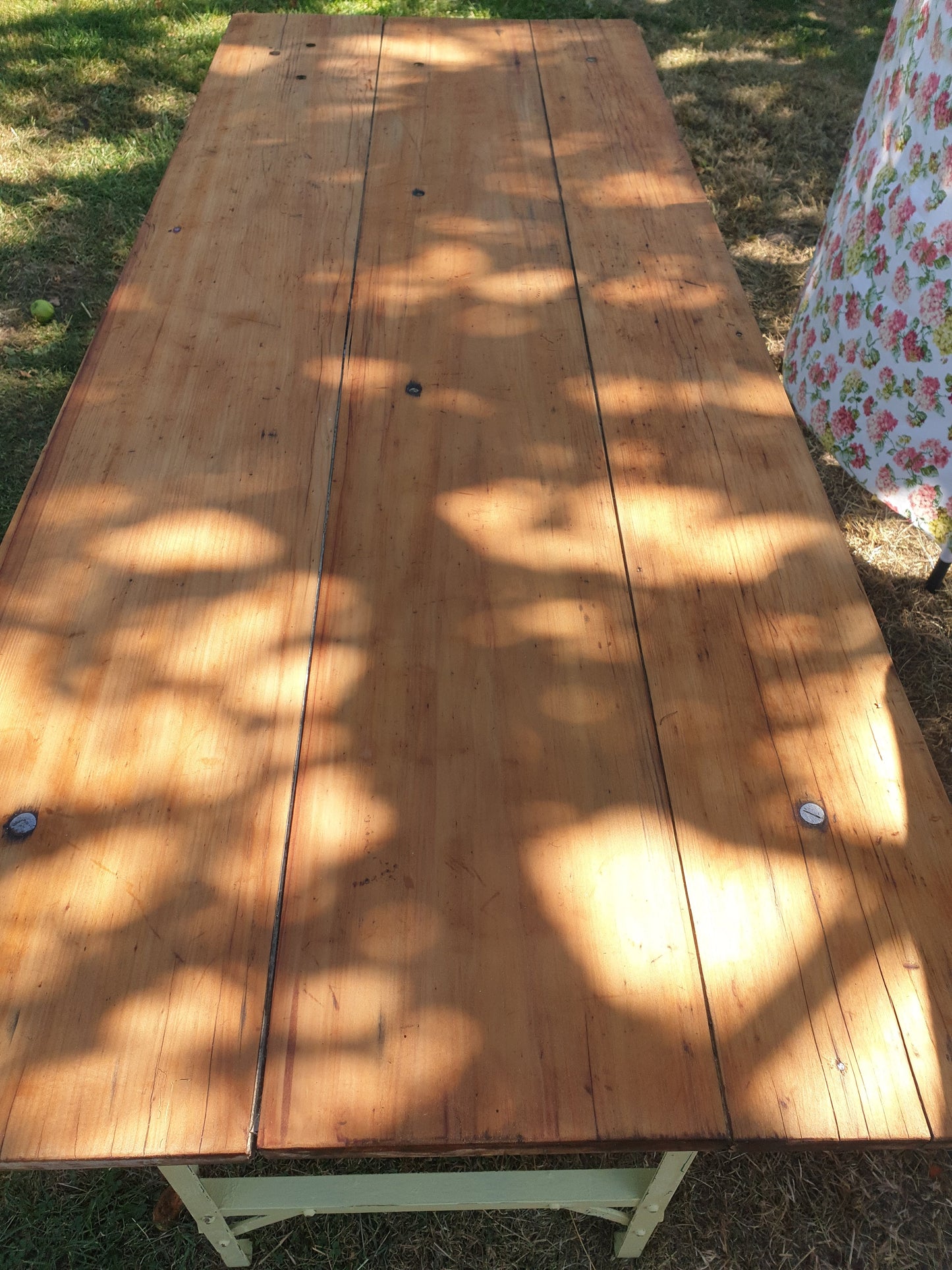 Vintage 3 plank trestle table with folding metal legs